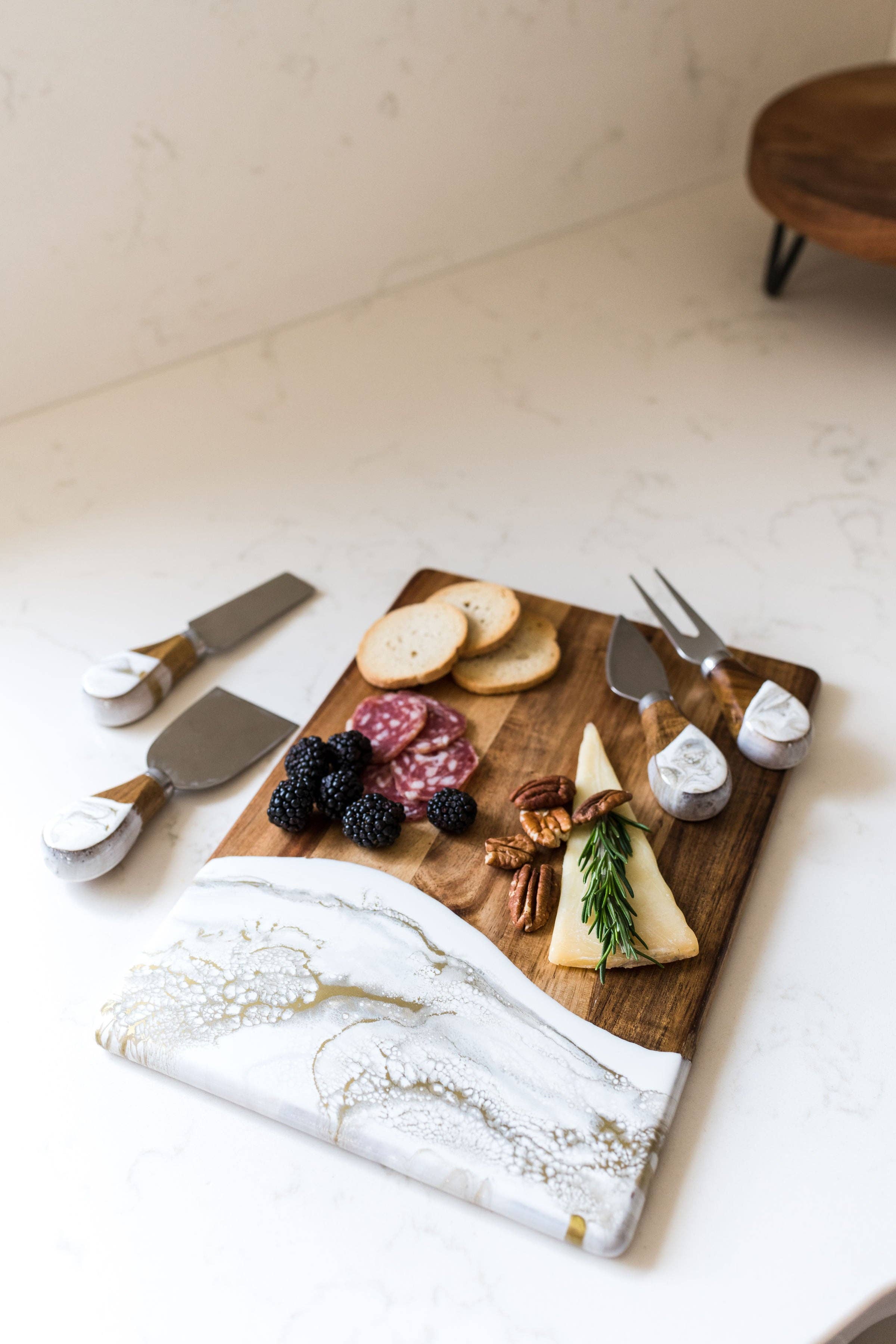 Lynn & Liana Design - Ensemble de couteaux à fromage à revêtement en résine - Ensemble de 4-16