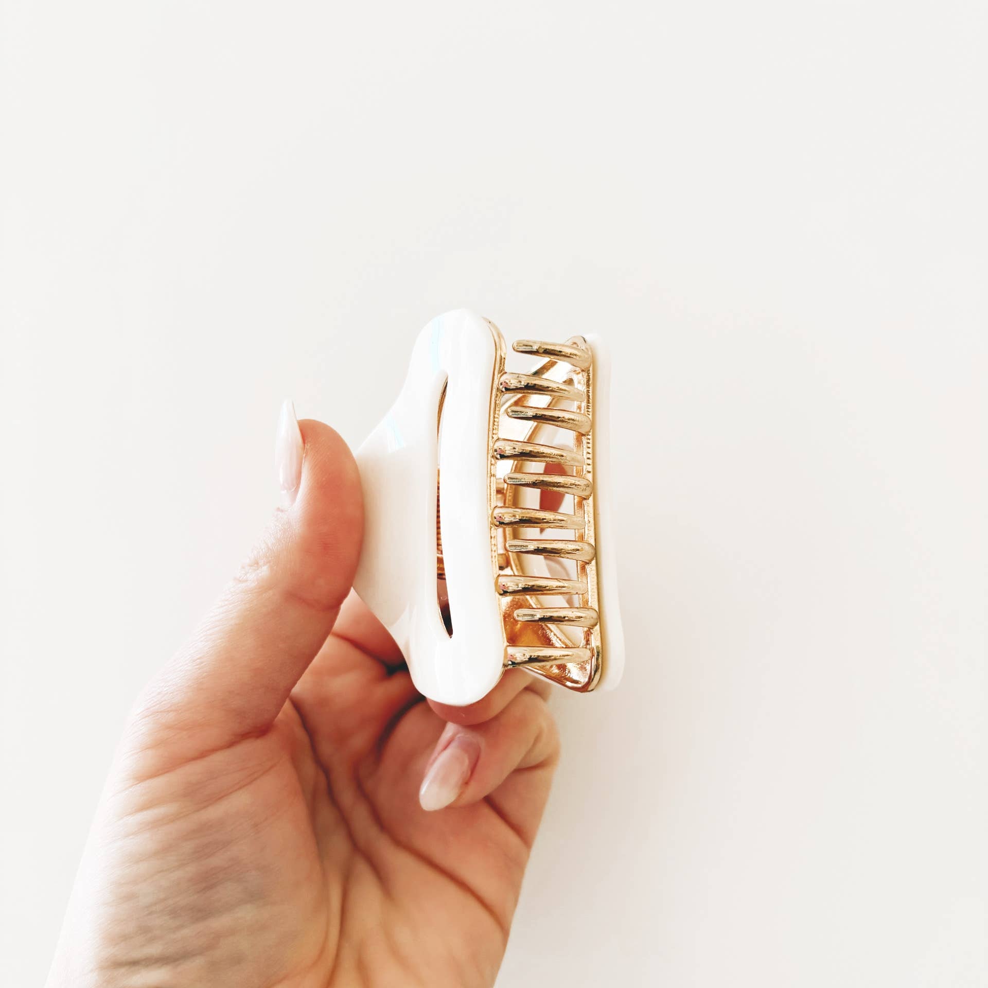 Kitten Claw Clips - Retro and Gold Claw Hair Clip 